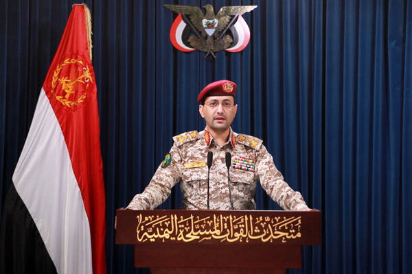 یمن: یک ناو هواپیمابر آمریکا را هدف قرار داده‌ایم