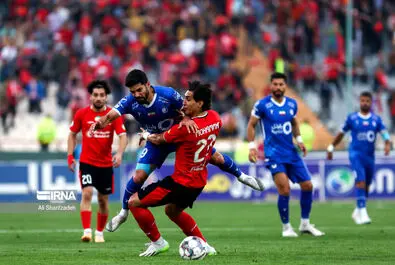 استقلال و تراکتور