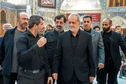اولین تصاویر از حضور پزشکیان در حرم حضرت معصومه(س)