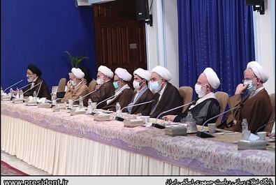 دیدار اعضای جامعه روحانیت مبارز با رییس جمهور