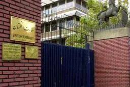 حال و هوای سفارت انگلیس در جشن تولد ملکه