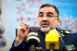 خلبانان جان‌برکف آماده شکار متجاوزان‌اند