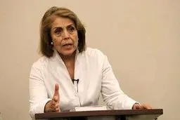 شیرین هانتر :  ترامپ خواهان ایرانی مطیع است
 