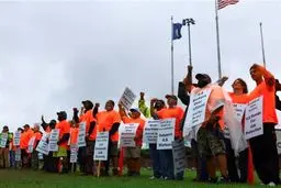 تقلای کاخ سفید برای پایان دادن به اعتصاب کارگران بنادر