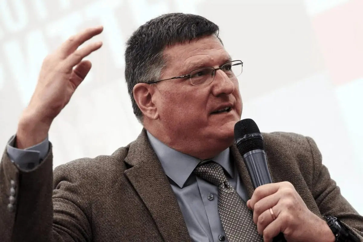 اسکات ریتر: مذاکره موشکی خودکشی راهبردی ایران است