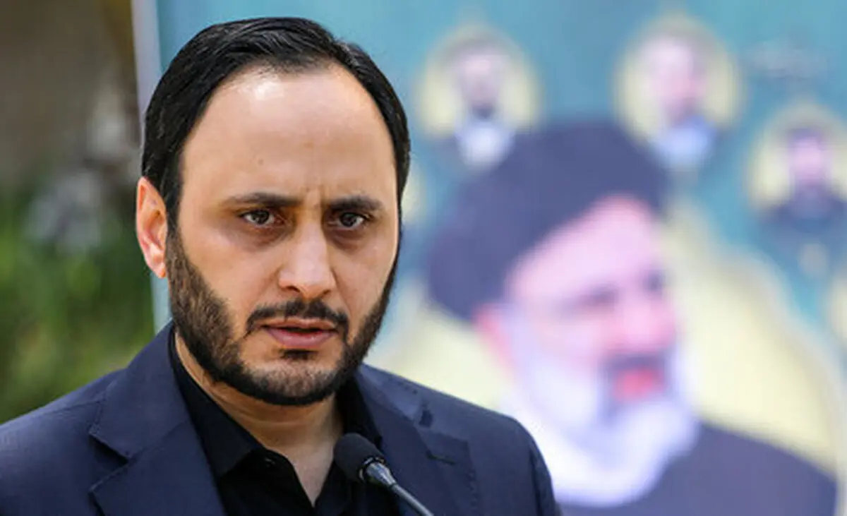 بهادری جهرمی: آیت الله رئیسی با باور به مردم نگاه‌های مادی را زیر سوال برد
