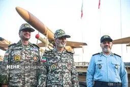 تصاویر تجلیل از نخبگان طرح پهپادی هوا به هوای «رسول»