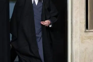 رهبر انقلاب