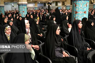 رهبر انقلاب نخبگان