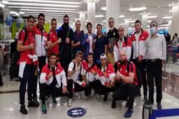 عکس یحیی گل محمدی با فیگور بوکسوری