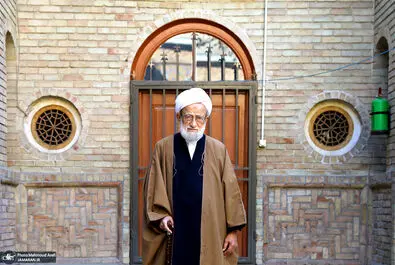 آیت الله امامی کاشانی