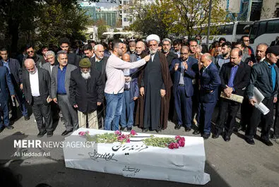 محمد علی اسلامی ندوشن