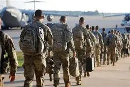 سناتور پاکستانی: آمریکا به دلیل جهل و تکبر رو به افول است