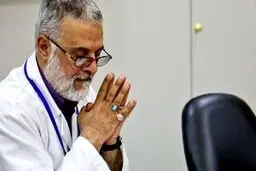 شهید دکتر حیدری:مرا در کنار امام ره دفن کنید