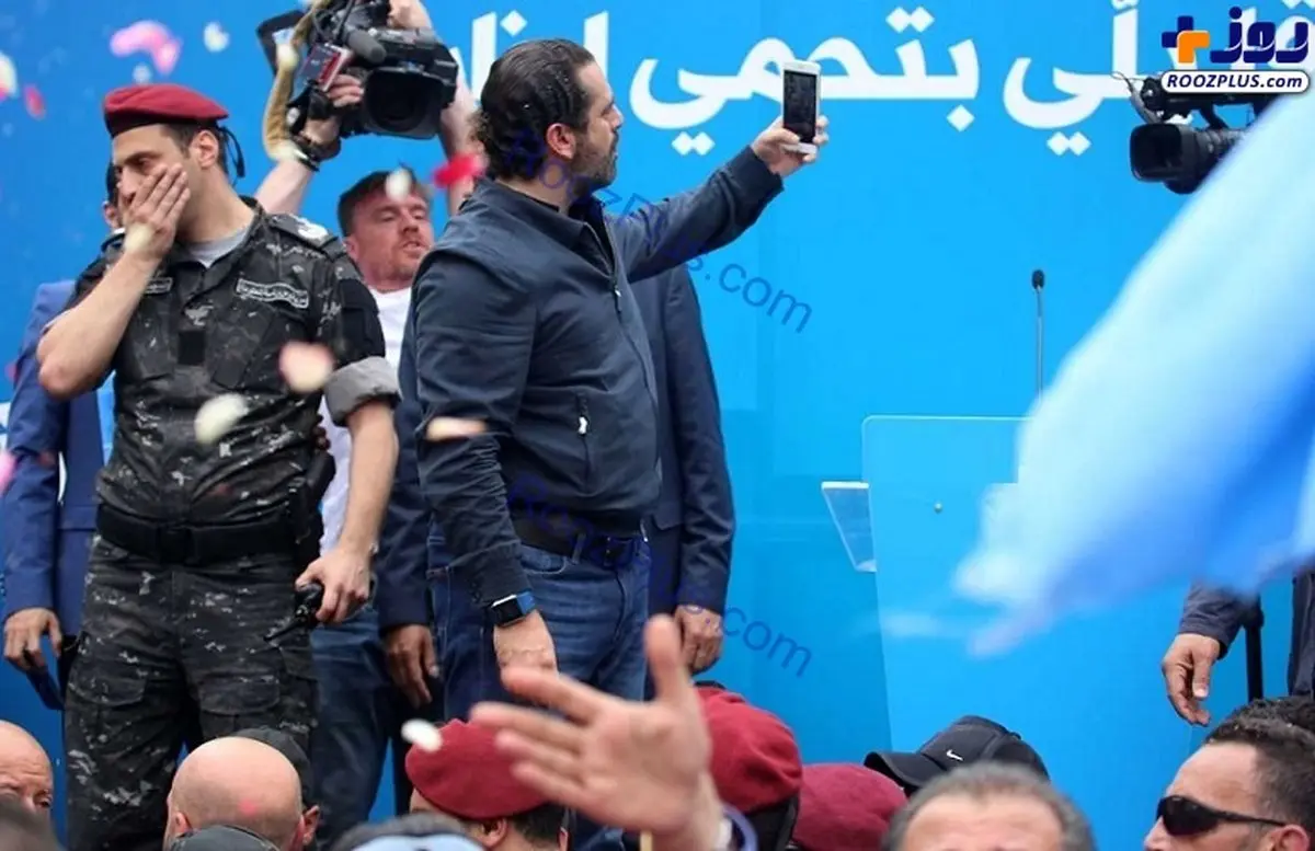 سلفی آقای نخست وزیر با هوادارانش/عکس