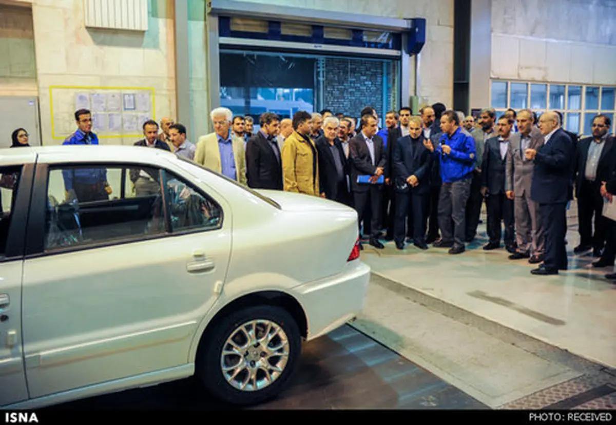 بازدید نعمت زاده و نوبخت از خط تولید ایران خودرو/تصاویر
