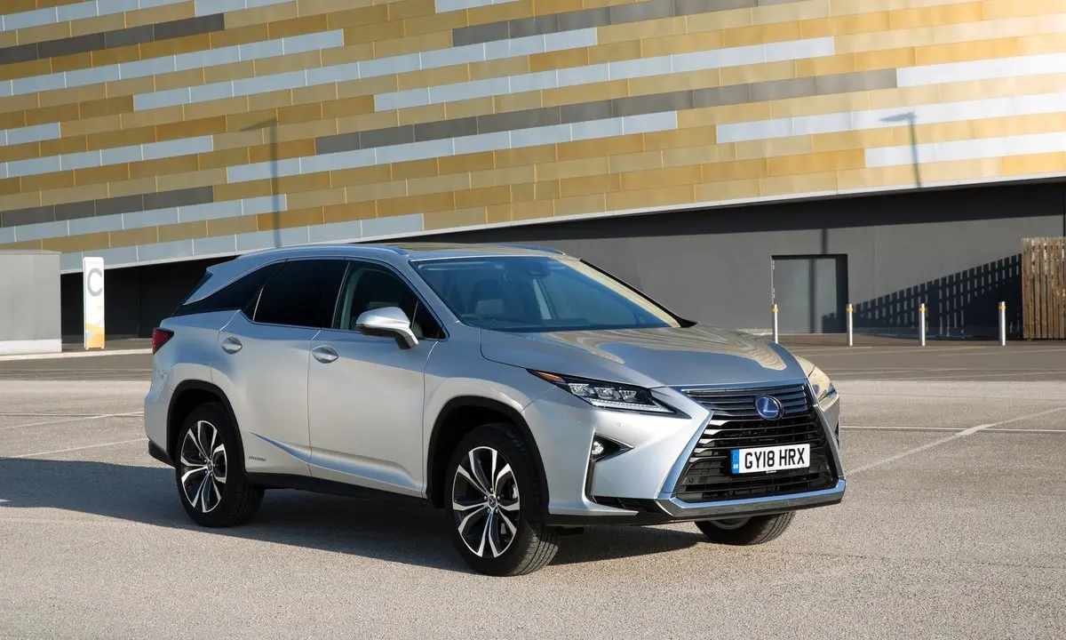 لکسوس آرایکس ۴۵۰ اچ ال: خودروی ۷ سرنشینِ فوق لوکس + عکس