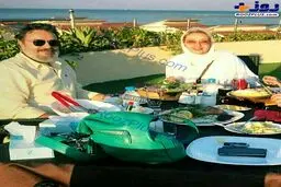 عکسی از تفریح لاکچری خانم بازیگر کنار آب