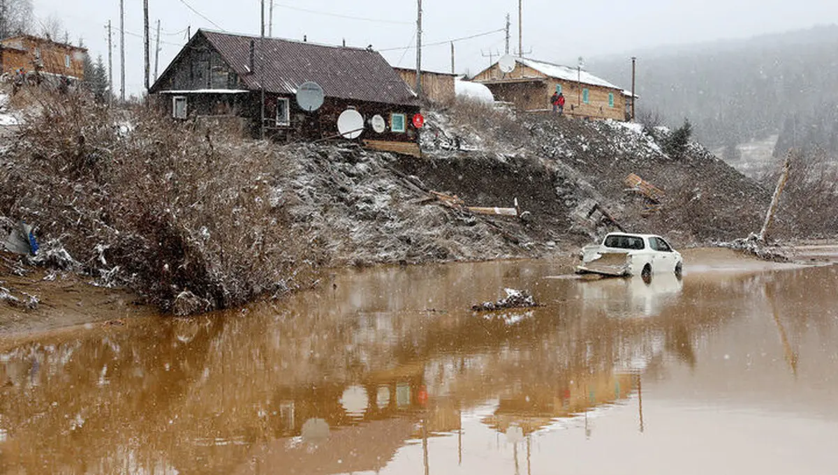 شمار قربانیان شکست سد در روسیه به ۱۵ تن افزایش یافت + عکس