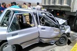 تصادف هولناک پراید با کامیون/عکس