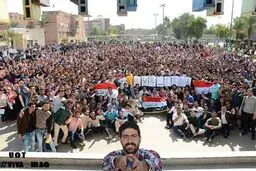 دانشجویان عراقی بزرگترین عکس سلفی دنیا را گرفتند/عکس