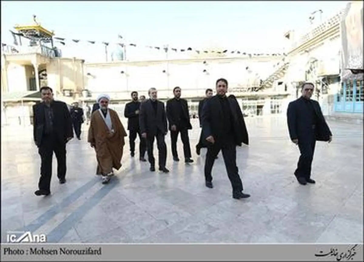 حواشی حضور لاریجانی در تشییع پیکر آیت‌الله قمی طباطبایی/ تصاویر