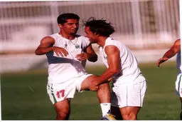 تمرین عجیب علی کریمی و میناوند! /عکس