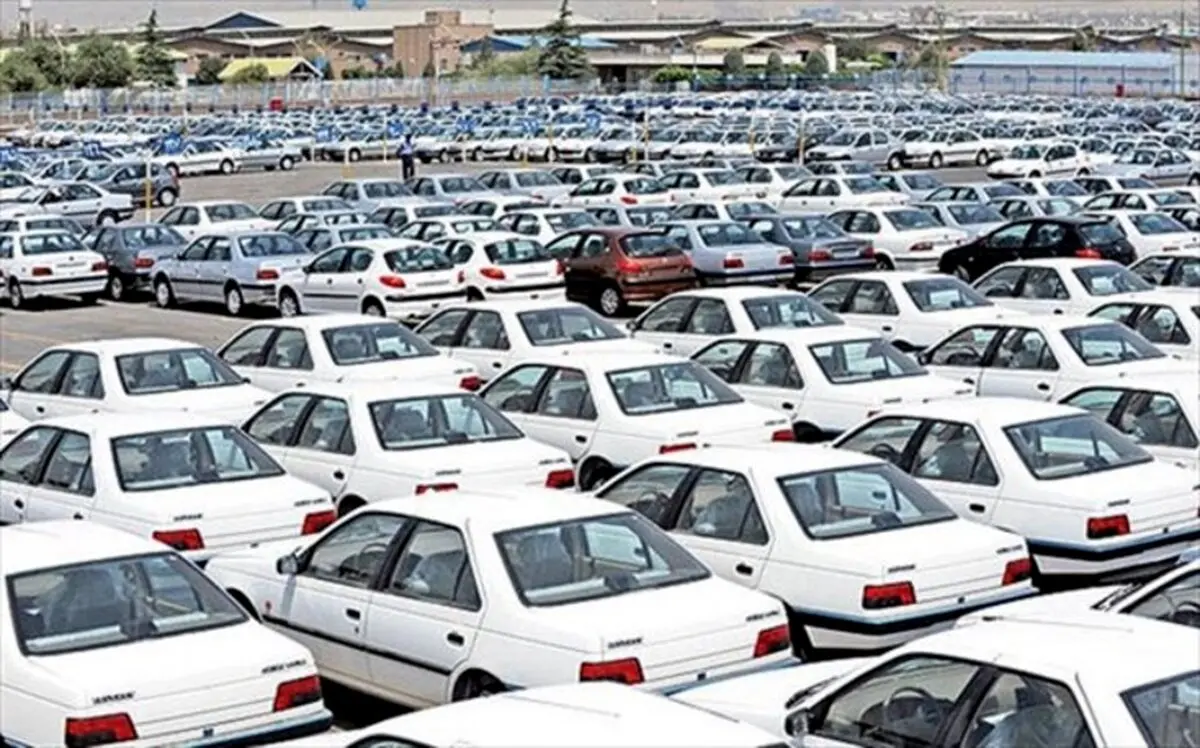 حجت‌الله فیروزی: مجلس می‌تواند مانع افزایش قیمت خودرو برای حواله‌داران شود؟ / عضو کمیسیون صنایع مجلس پاسخ داد