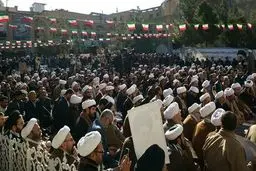 تجمع پرحاشیه طلاب با صدور بیانیه علیه سران قوا/ آیا این تجمع هم خودسرانه بود؟