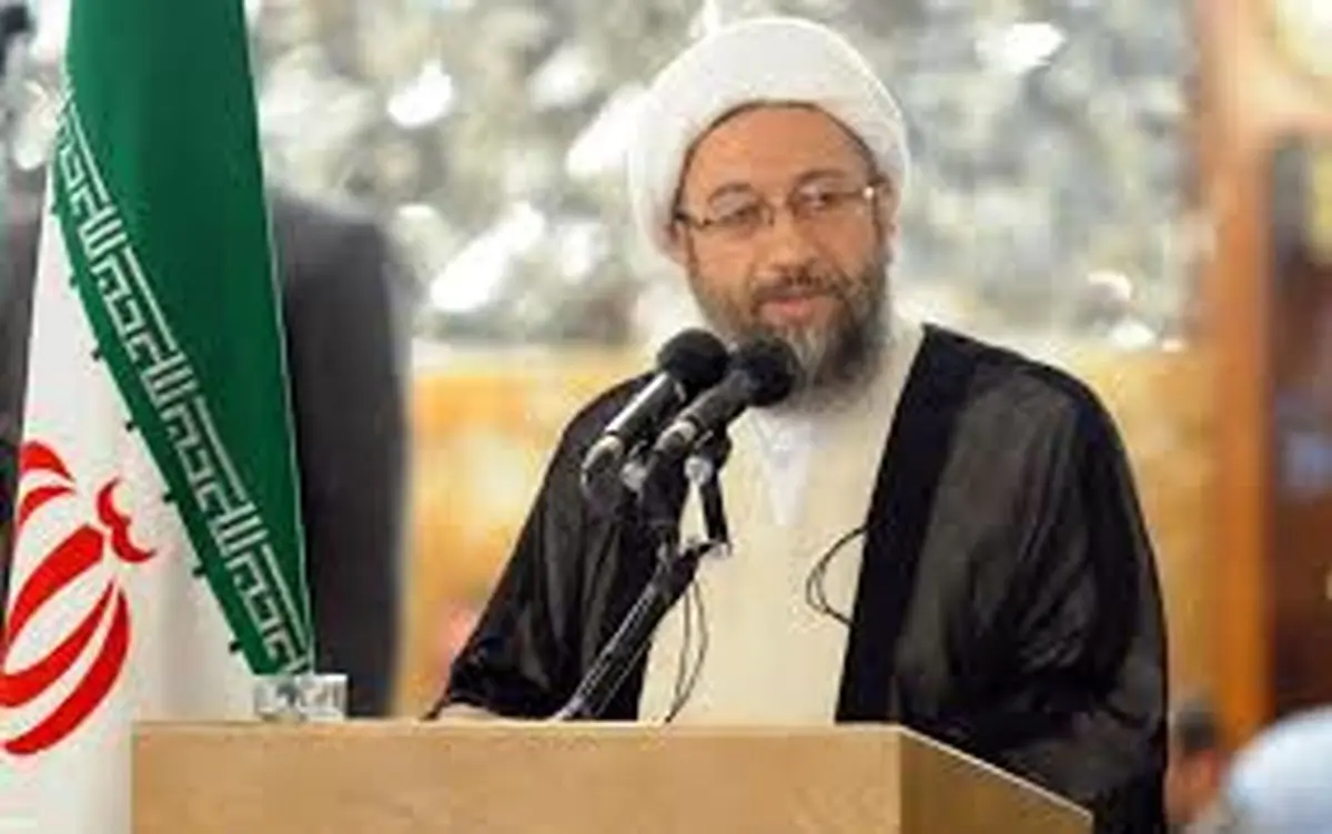 آیت‌الله آملی لاریجانی: برجام در مجموع اشکالی نداشت/ نتیجه انتخابات آمریکا بسیار عجیب بود/ اگر ترامپ بخواهد به شعارهایش عمل کند دنیا وارد بحران می شود