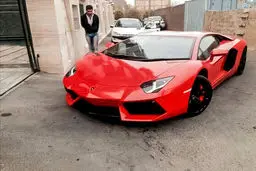 لامبورگینی گوجه‌ای در تبریز/ عکس