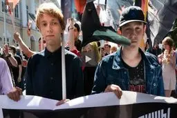 تصاویر | وقتی مردم روسیه از کنترل اینترنت و سانسور خسته می‌شوند