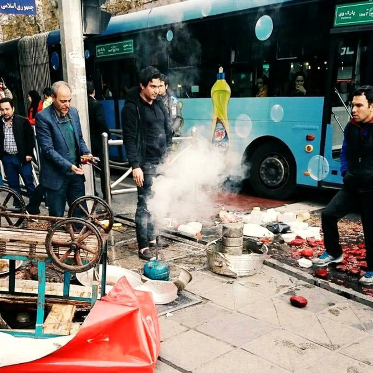 واکنش قالیباف به انتشار خبر حمله ماموران شهرداری به یک لبوفروش
