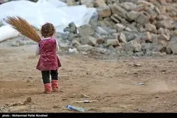 ردپای فرشته ها در ویرانه های زلزله زده /تصاویر