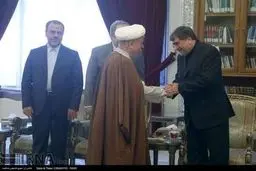 کدامیک از چهره های سیاسی به دیدار نوروزی آیت الله هاشمی رفسنجانی رفتند؟ /گزارش تصویری