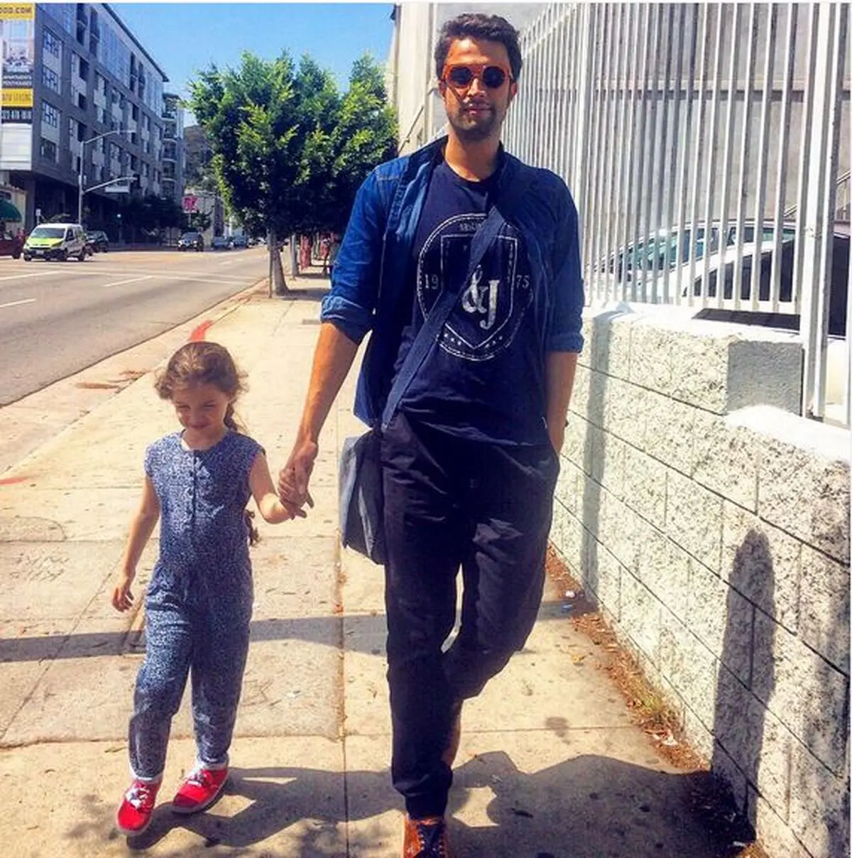 قدم زدن بنیامین و بارانا در خیابان‌های آمریکا/عکس