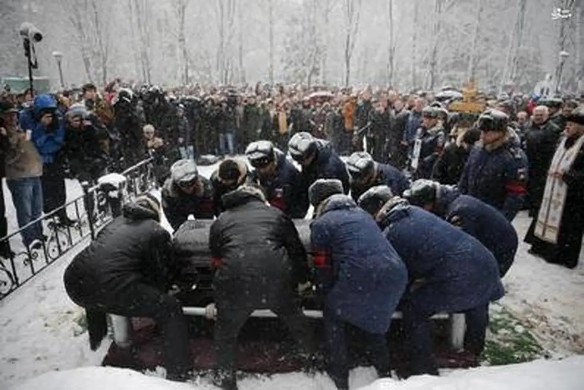 مراسم خاکسپاری خلبان روسی/تصاویر