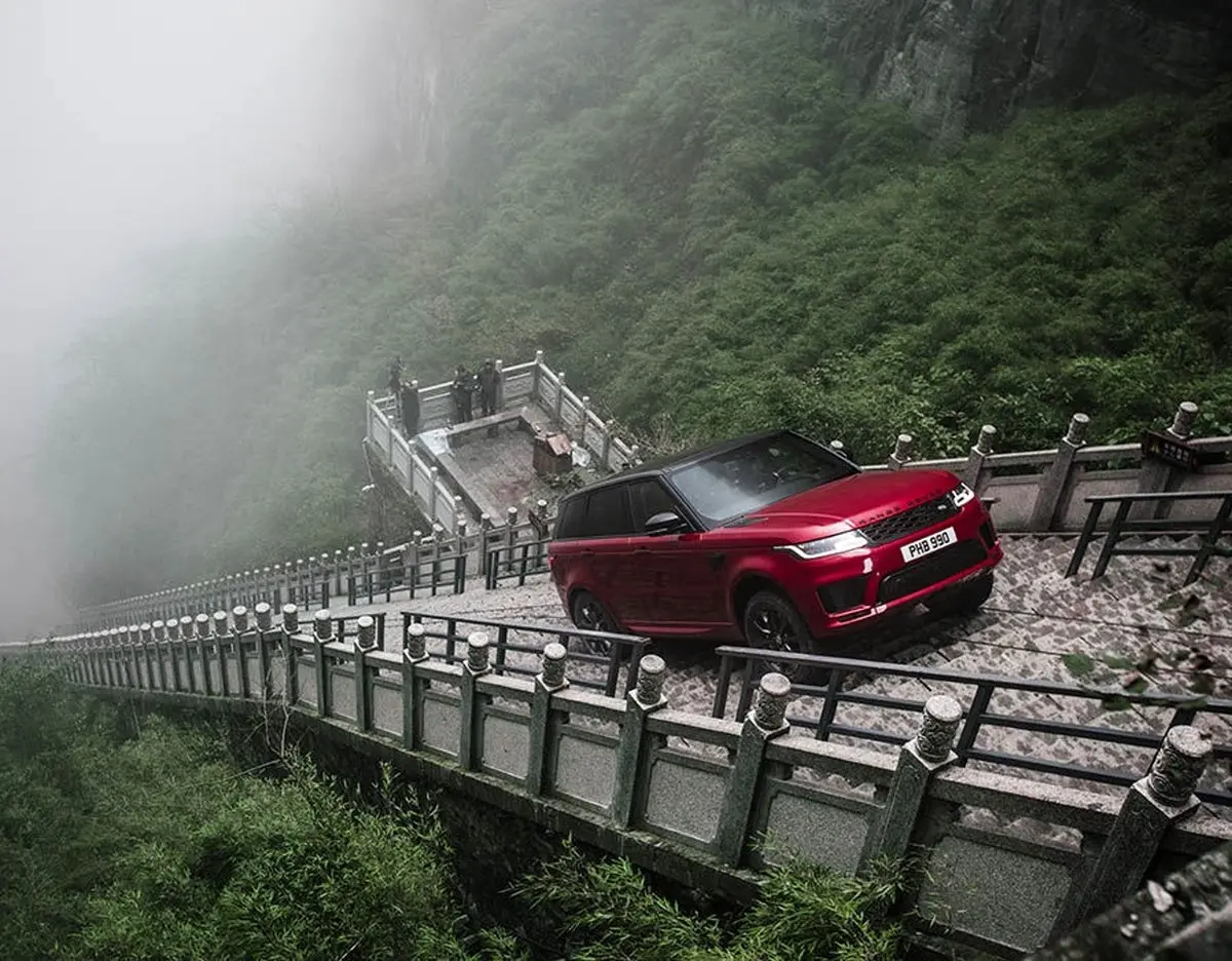 قدرت‌نمایی شاسی‌بلند هیبریدی در جاده اژدها/تصاویر