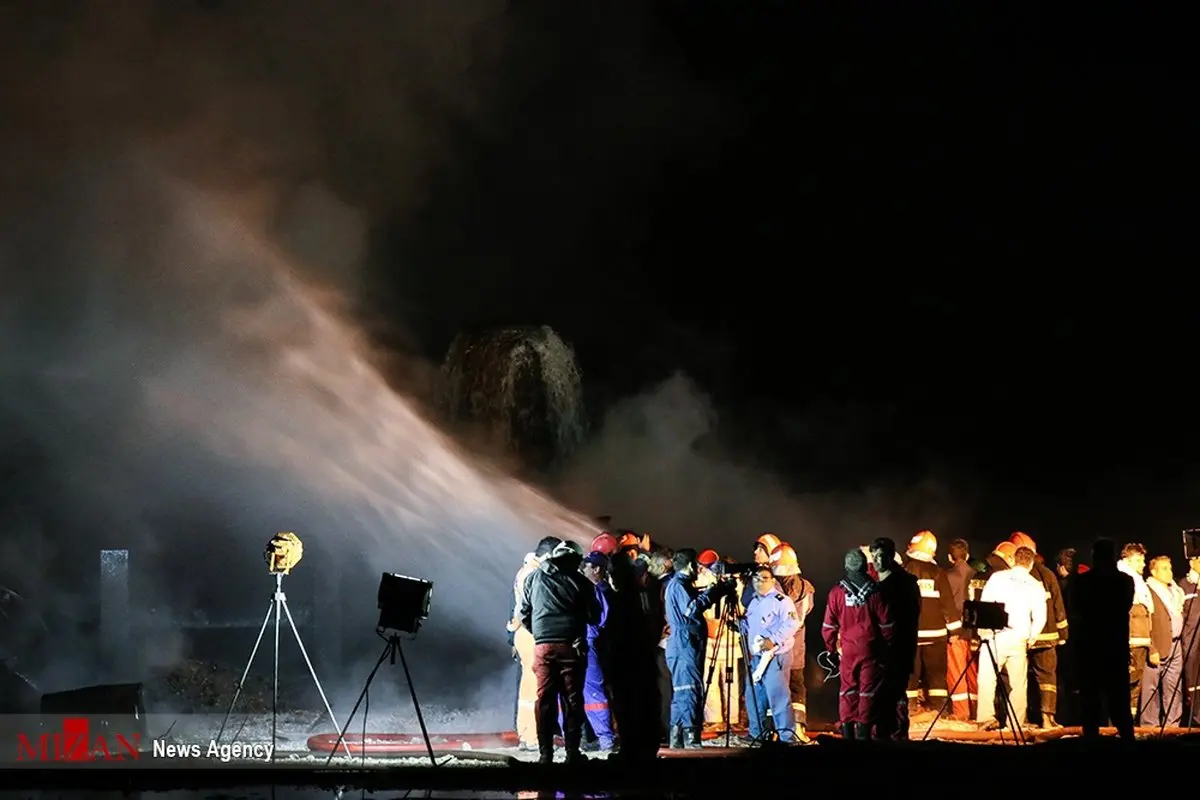 روایت تصویری از مهار آتش چاه ۱۴۷ رگ سفید پس از ۵۸ روز