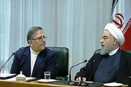 عصبانیت رییس جمهور از رئیس کل سابق بانک مرکزی/ ماجرای شب تولد دلار ۴۲۰۰ تومانی