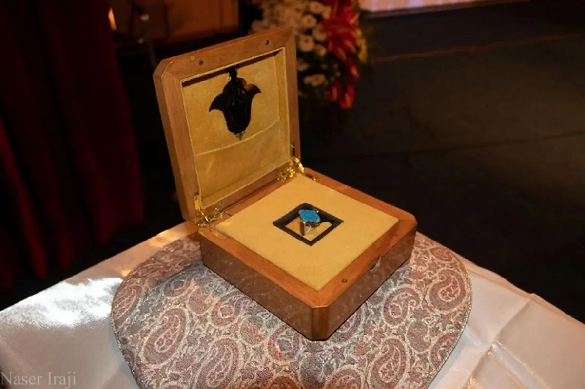 رونمایی از «فَرنگینِ مقاومت»، انگشتری با نمادهایی از 176 جان‌باخته سقوط هواپیمایی اوکراین