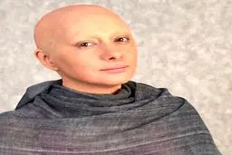 عکس دیدنی هانیه توسلی با سر تراشیده!