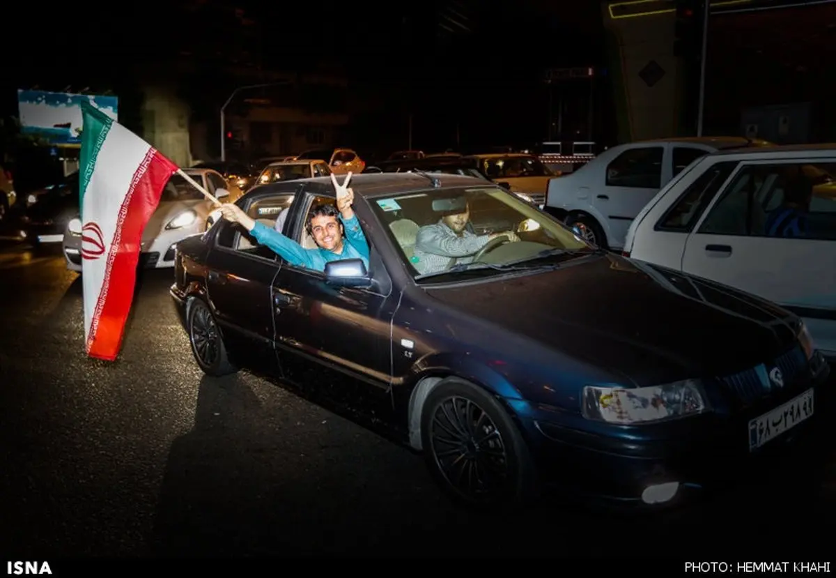 تصویری از جشن های خیابانی پیروزی برابر آمریکا/ عکس