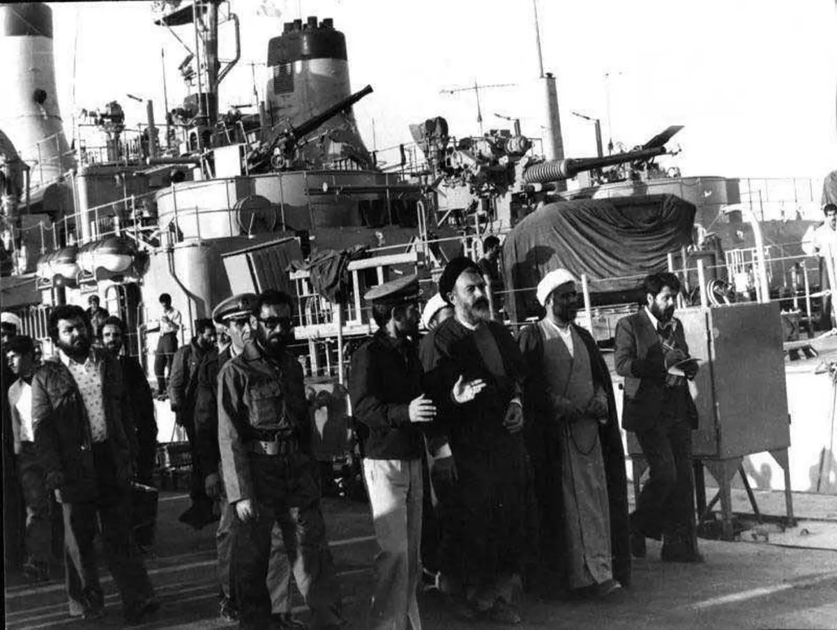 سفر شهید بهشتی به بوشهر در اردیبهشت ۱۳۶۰/عکس