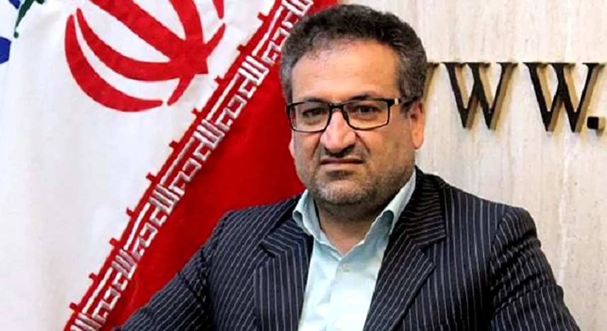 خانم‌ها در سبزوار شعار می‌دهند «هیز تویی هرزه تویی، زن آزاده منم»