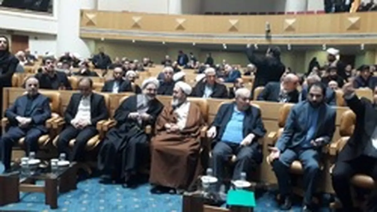 برگزاری مراسم سومین سالگرد درگذشت آیت الله هاشمی / حاضران در مراسم؛ از سیاسیون تا جمعی از سفرا