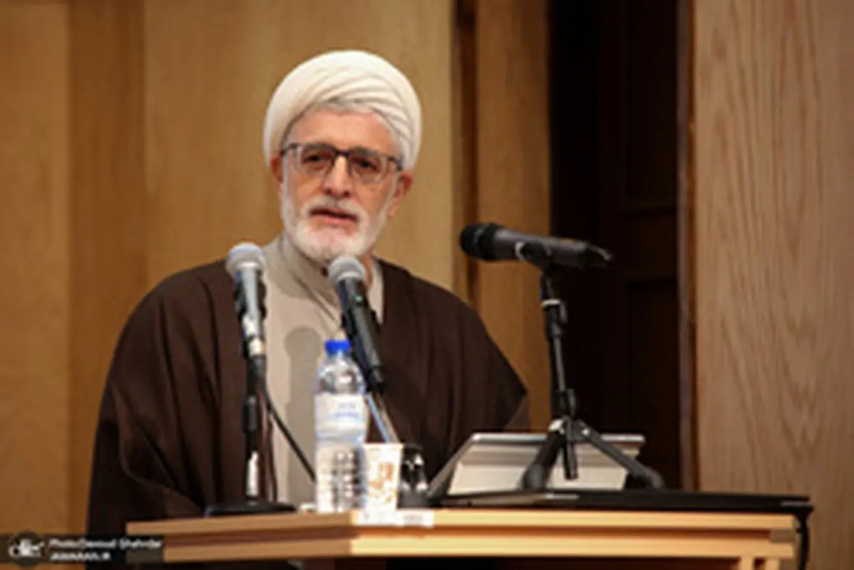 داود فیرحی مطرح كرد: چگونگی هماهنگی قوانین مدرن و احکام شریعت