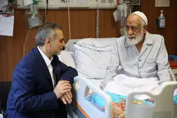 عیادت فریدون از سید مهدی طباطبایی/ عکس