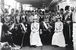 مظفرالدین‌شاه در کشتی شاه ادوارد/عکس