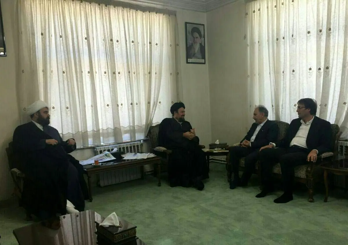 تصویری از دیدار شهردار جدید تهران و سید حسن خمینی